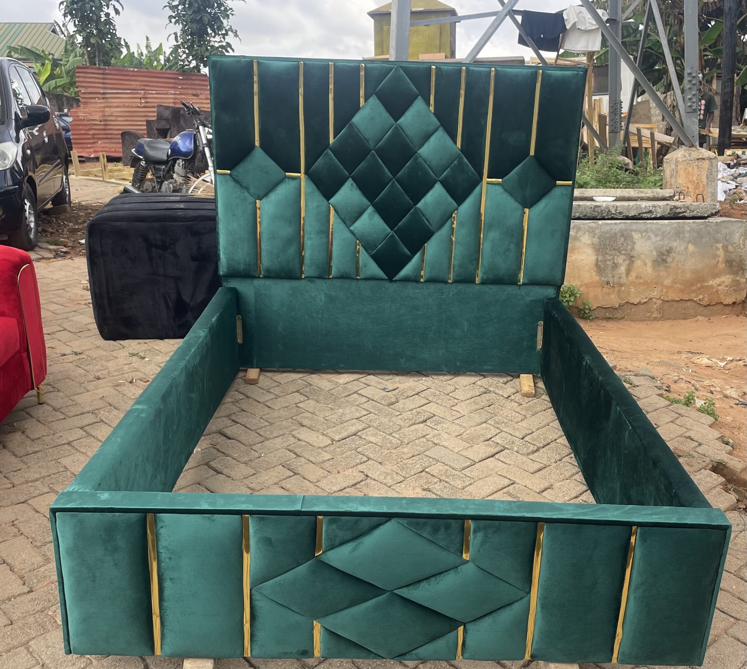 Ultra Modern Queen Size Bed Frame